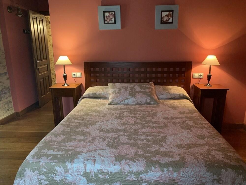 Hotel Rural Casona Trabadelo Vegadeo Esterno foto