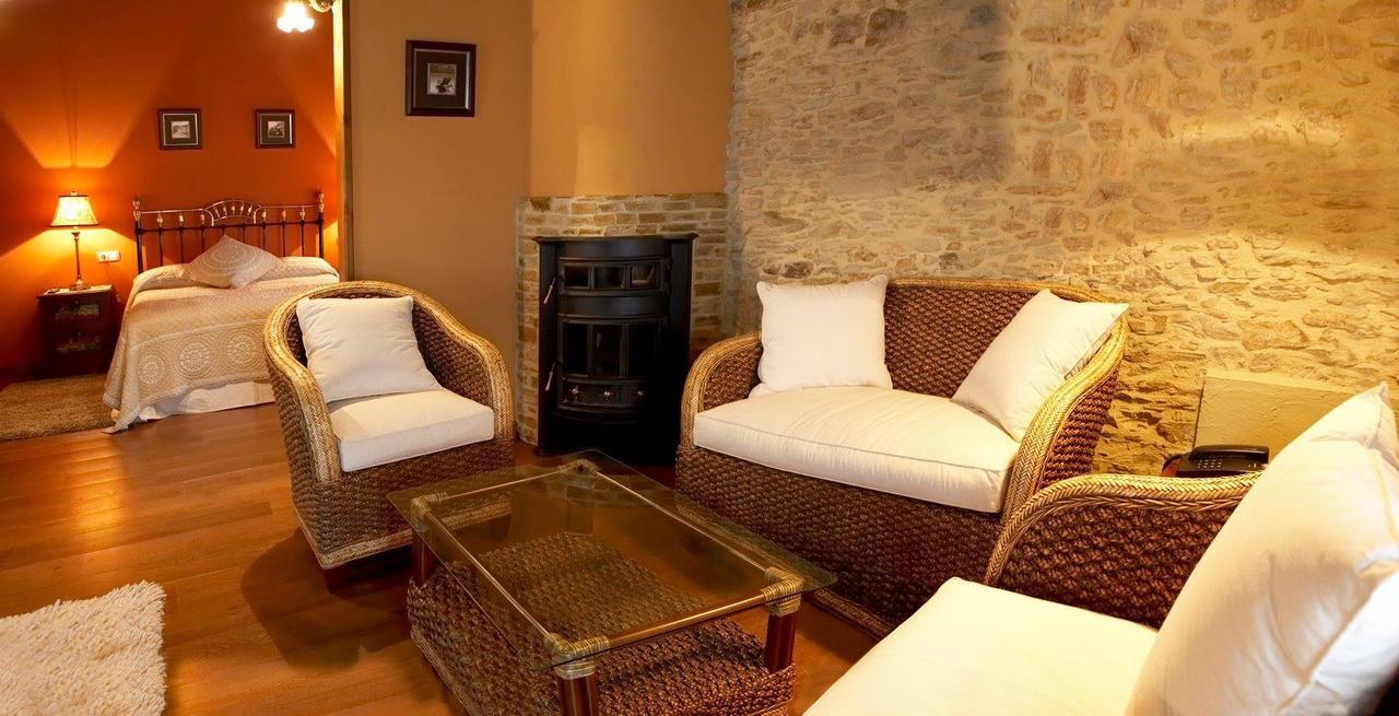 Hotel Rural Casona Trabadelo Vegadeo Esterno foto